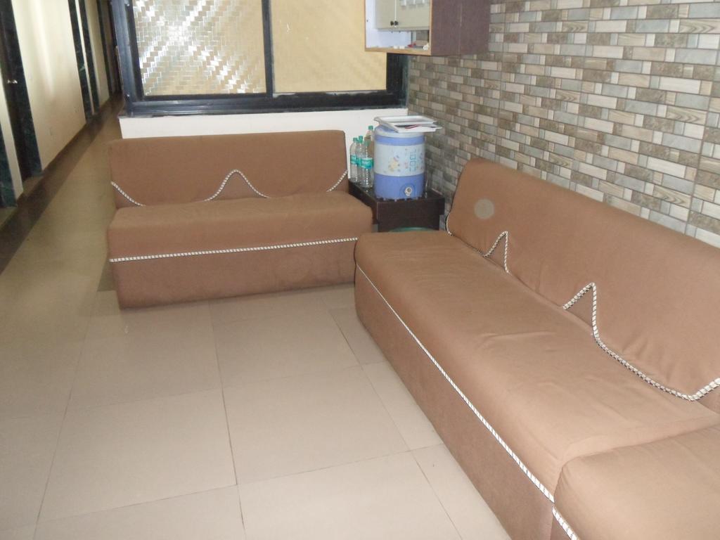 Hotel Rajdeep Inn Ahmedabad Exterior foto